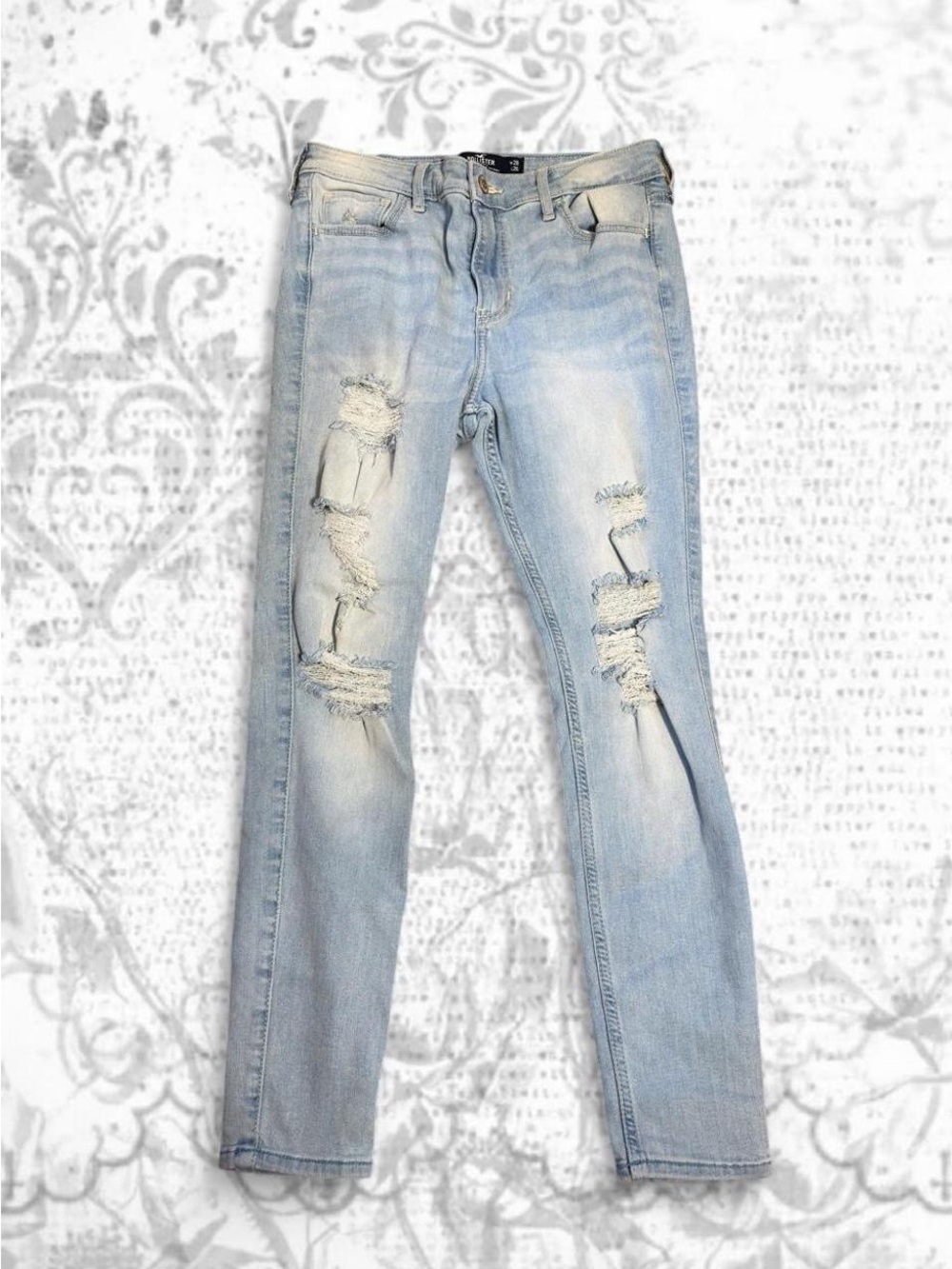 Hollister Light Wash Distressed Women's Skinny Jeans